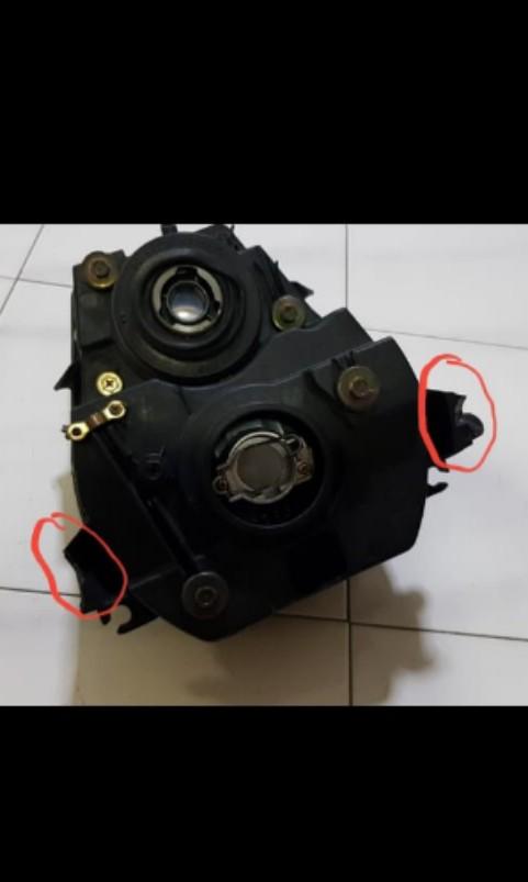 suzuki hayabusa headlight