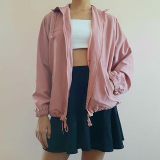 (Category: ) located in . Submitted by __taliascloset (Listing ID 1071616489, Image 1). Description: .