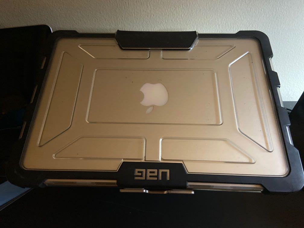 Uag macbook hotsell pro 2015