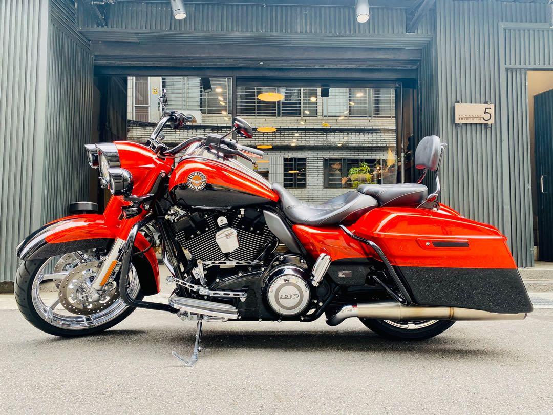 2017年哈雷FLHRSE5 CVO Road King ABS 路王110引擎只跑兩千多公里可分期免頭款歡迎車換車嬉皮美式胖童Heritage  Ultra, 機車,