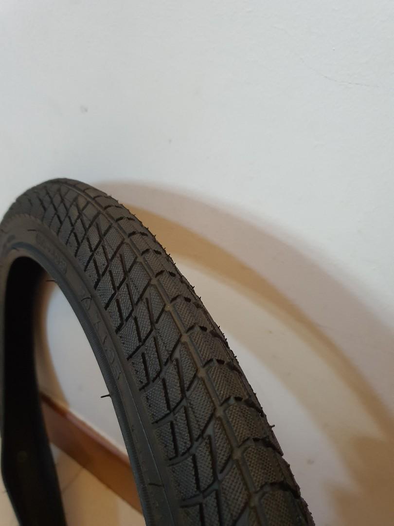 Neumáticos de bicicleta Kenda 20 x 1,75 47-406 negro con el correspondiente manguera SV 04205 