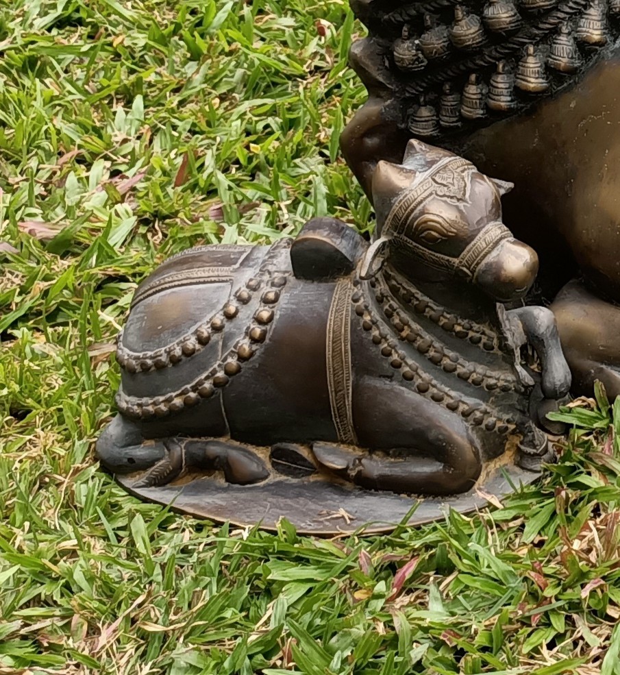 Bronze Nandi Statute, Hobbies & Toys, Memorabilia & Collectibles, Religious Items on Carousell