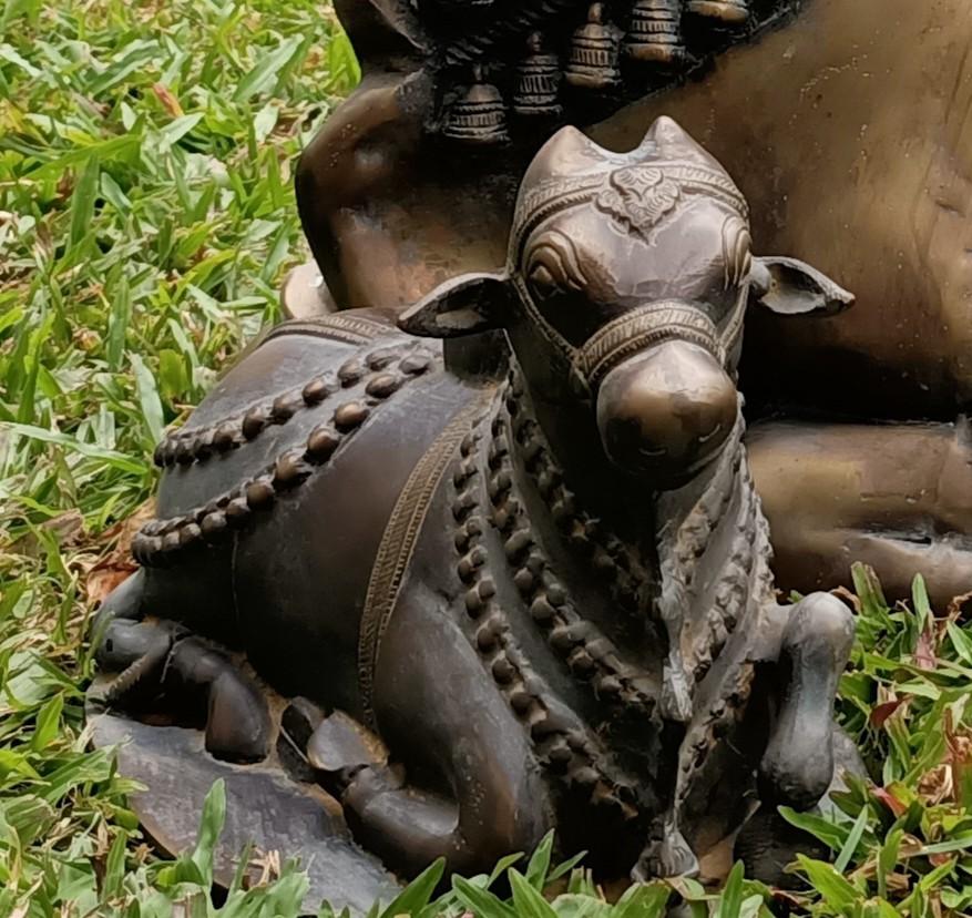 Bronze Nandi Statute, Hobbies & Toys, Memorabilia & Collectibles, Religious Items on Carousell