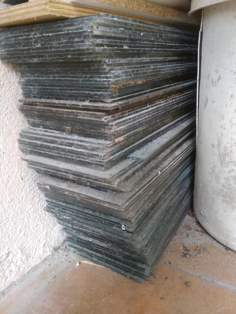 Cermin Tingkap Naco, Furniture & Home Living, Furniture, Shelves, & Racks on Carousell