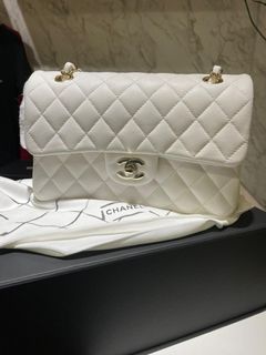 （分類：）位於 。 由 vanessahere 提交（商品編號 1071874884，圖片 1）。簡介： 。