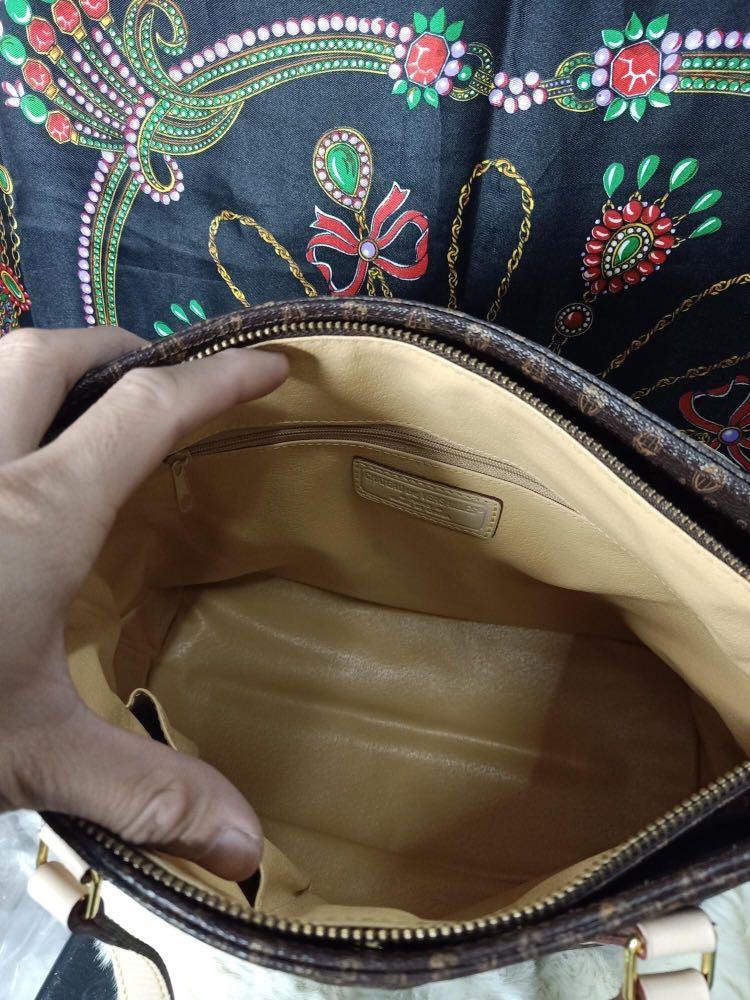 Chateau De Versailles Tote Bag, Luxury, Bags & Wallets on Carousell