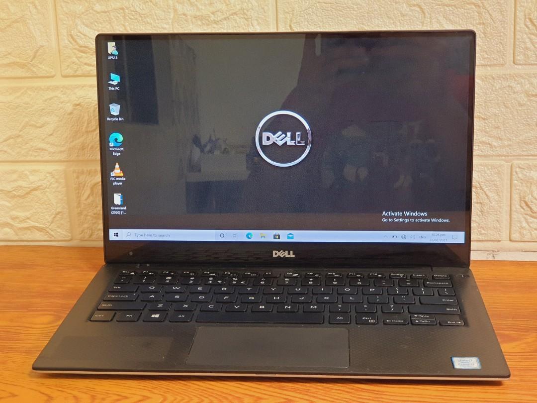 DELL Inc XPS 13 9360 i77th gen 8Gb ram 256Gb Flash storage 4GB