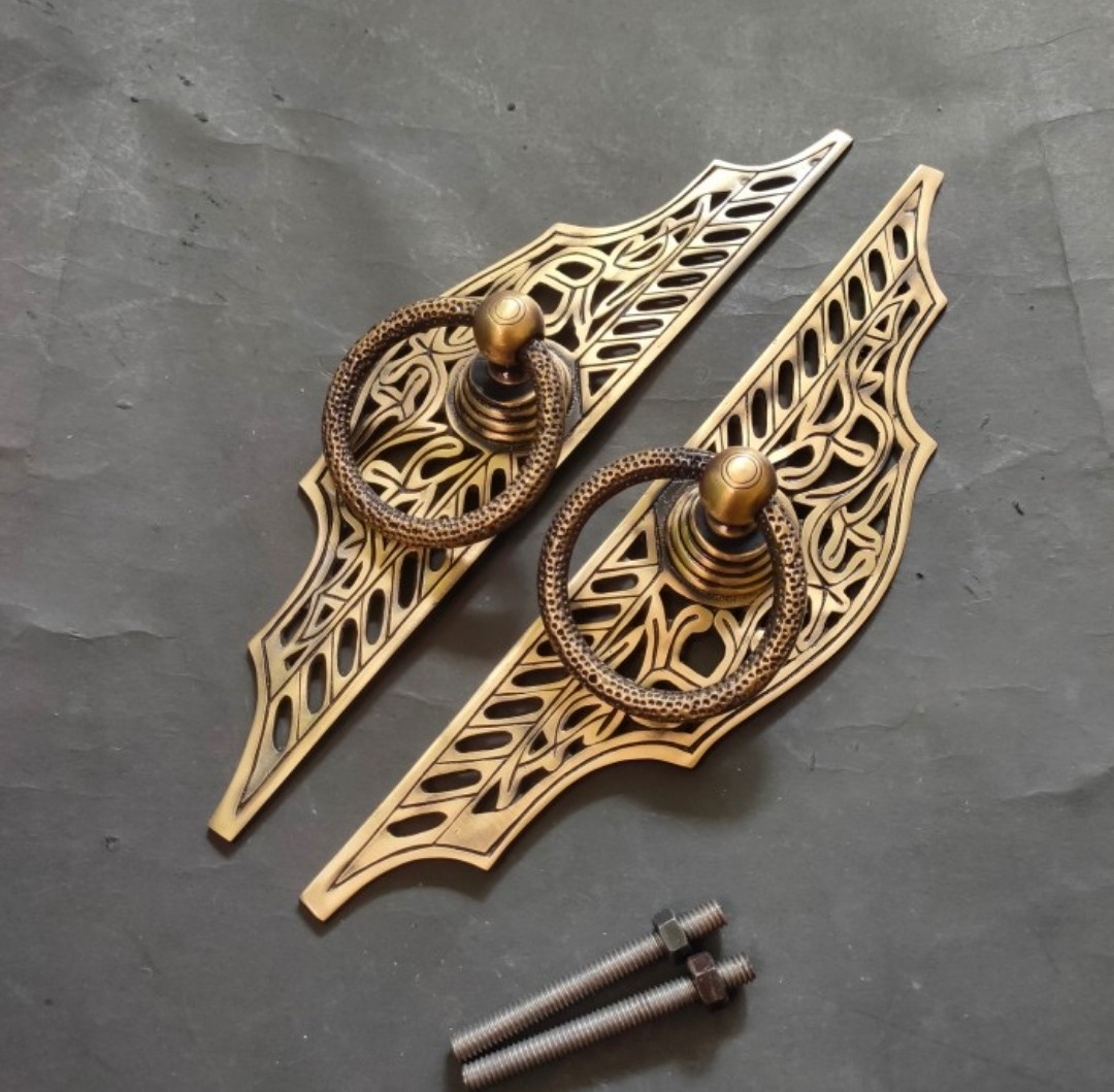 HANDLE PINTU RUMAH KUNINGAN ANTIK MOTIF GUNUNGAN T31 X L 7 ANTIK