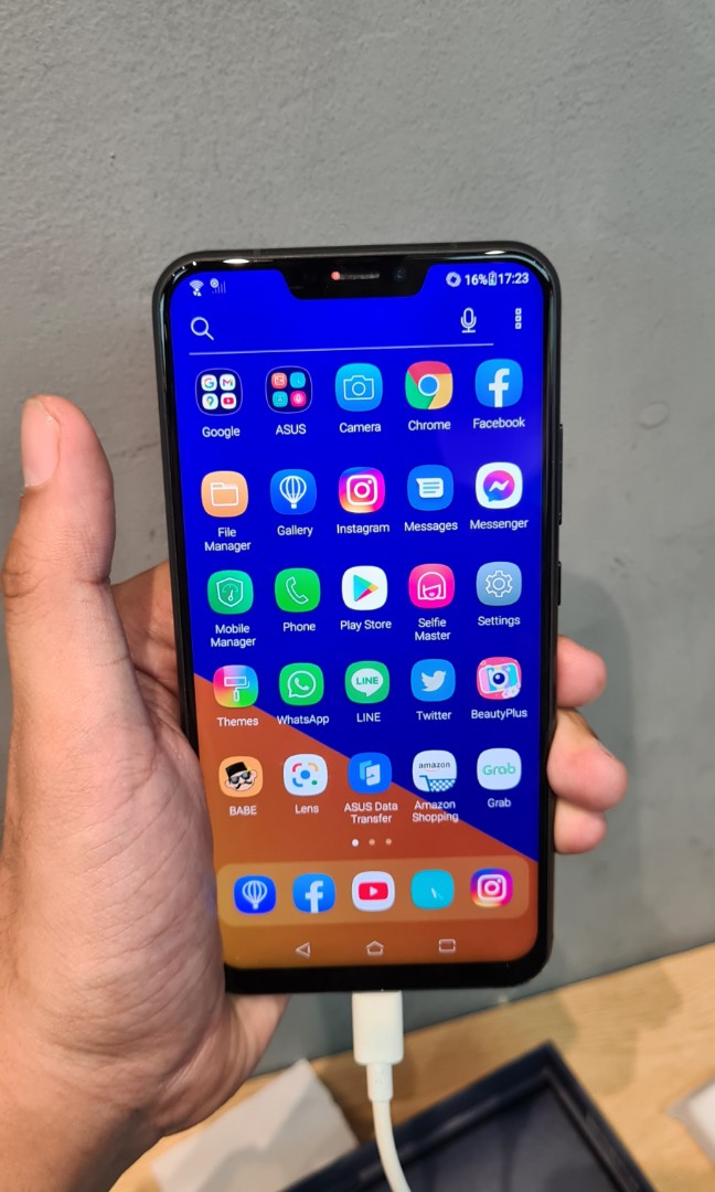 Jual Asus Zenfone 5 Mulus Kayak Baru Tidak Ada Minus Telepon Seluler Tablet Ponsel Android Lainnya Di Carousell