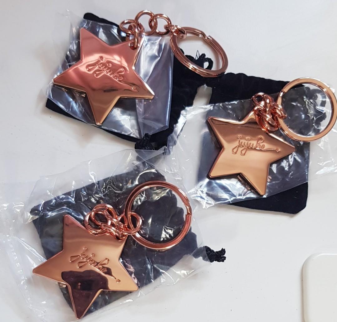 Gold cheap star keychain