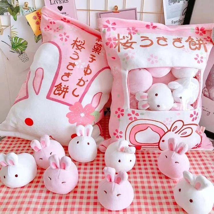 plushies aesthetic