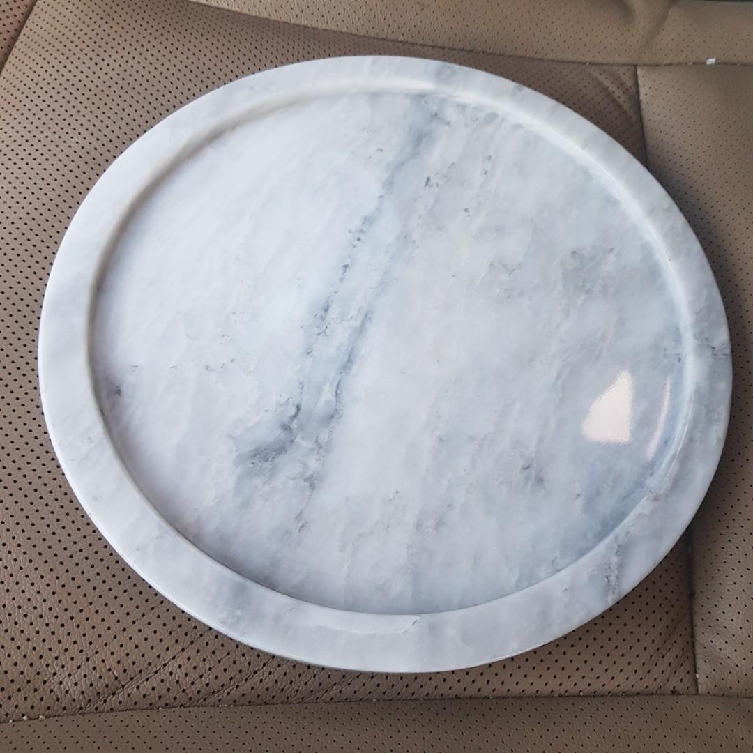 Natural granite &marble table (Category: Table Linen & Textiles) located in Pasig City. Submitted by kjh000522 (Listing ID 169846784, Image 3). Description: Natural granite tea table n marble table we customize any size of table with different color n material u prefer.