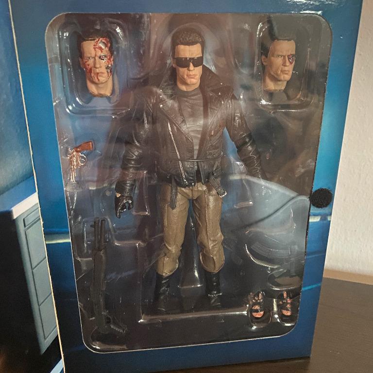 NEW NECA Terminator 1 & 2 Ultimate T-800 Police Station Assault Jacket ...