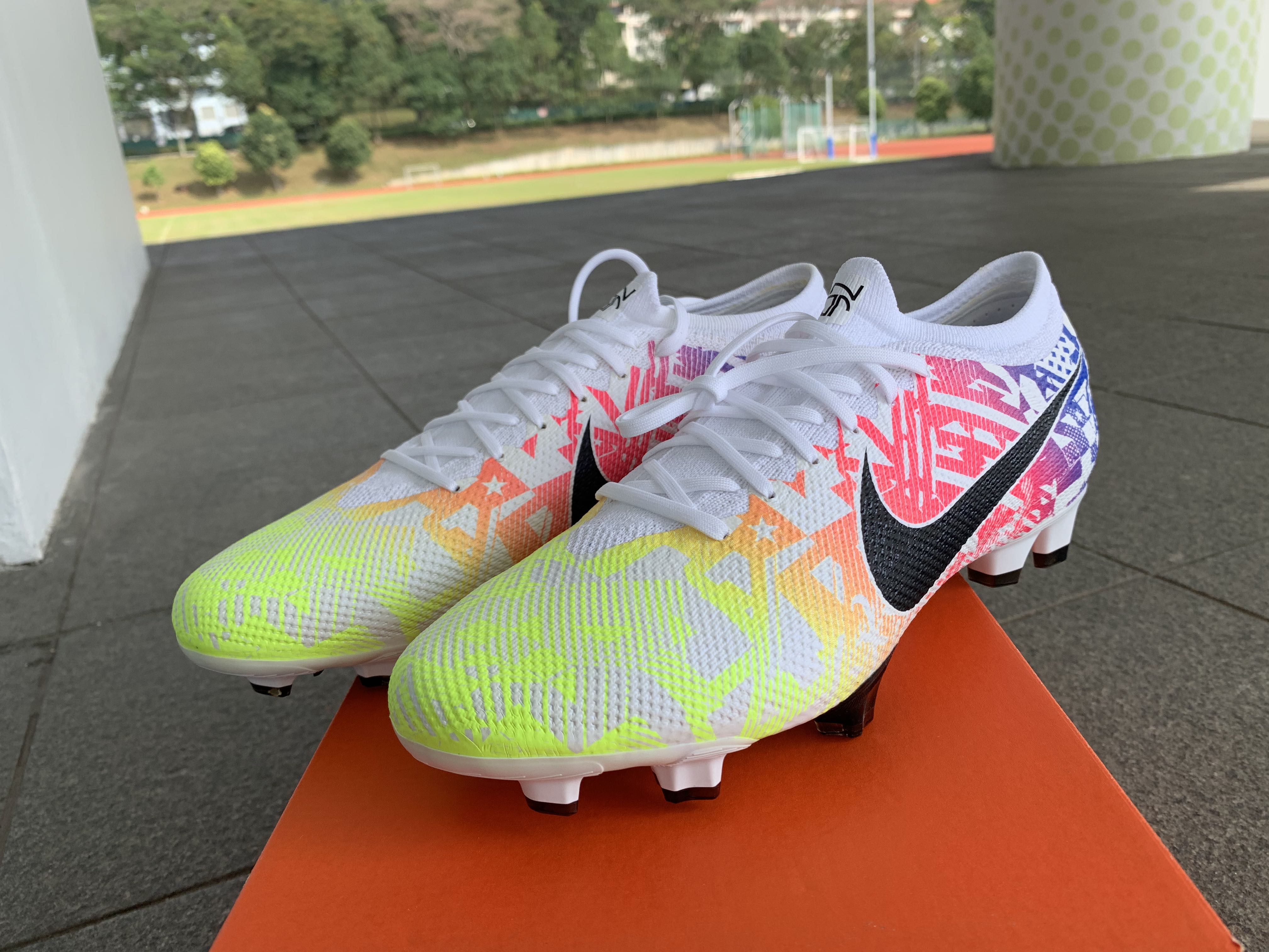 Nike vapor pro football boots, Sports 