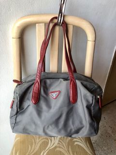 (Category: ) located in . Submitted by ppiepreloved (Listing ID 1071787262, Image 1). Description: .