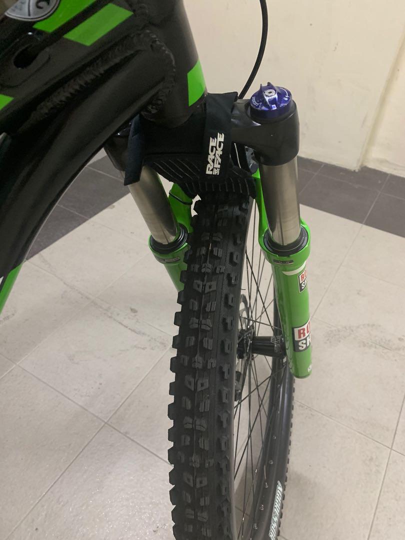 race face mud guard