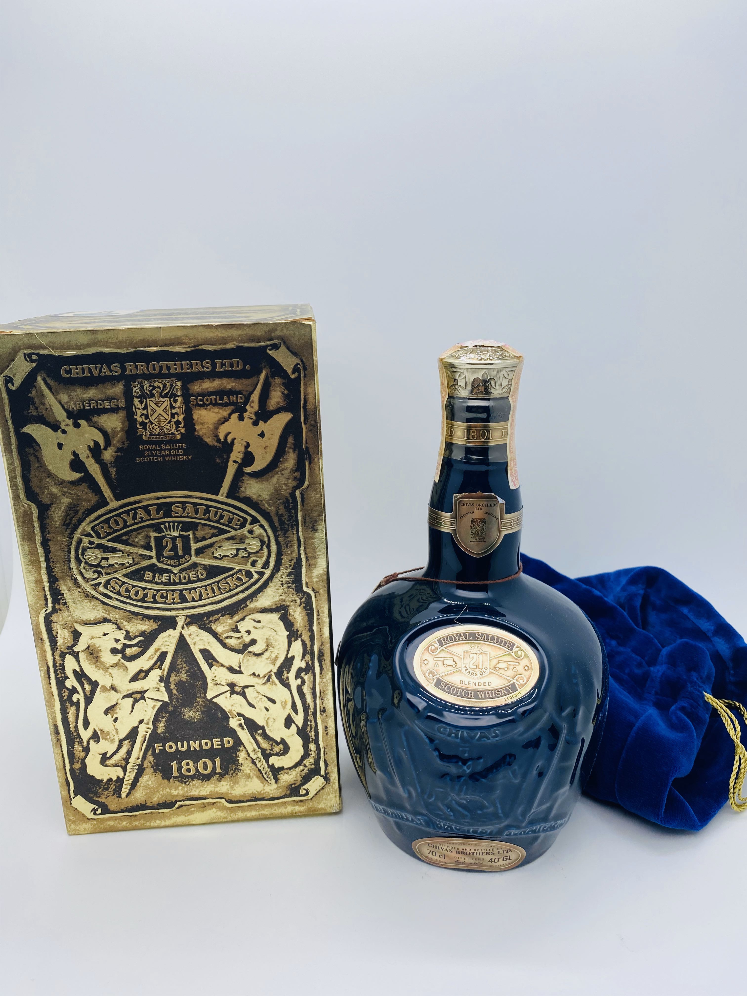 Royal Salute 21 Years Whisky 700ml 40% 舊裝皇家禮炮威士忌瓷瓶特價