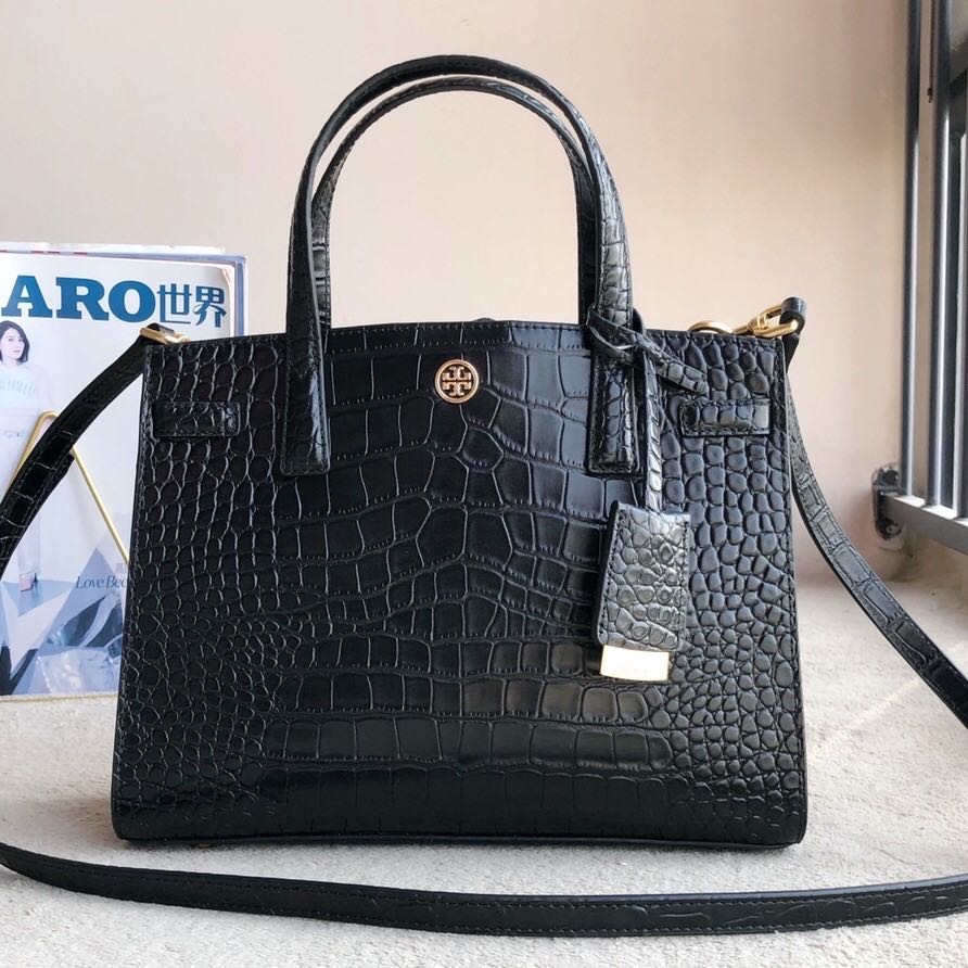 SALE READY‼️ original authentic tory burch walker embossed small