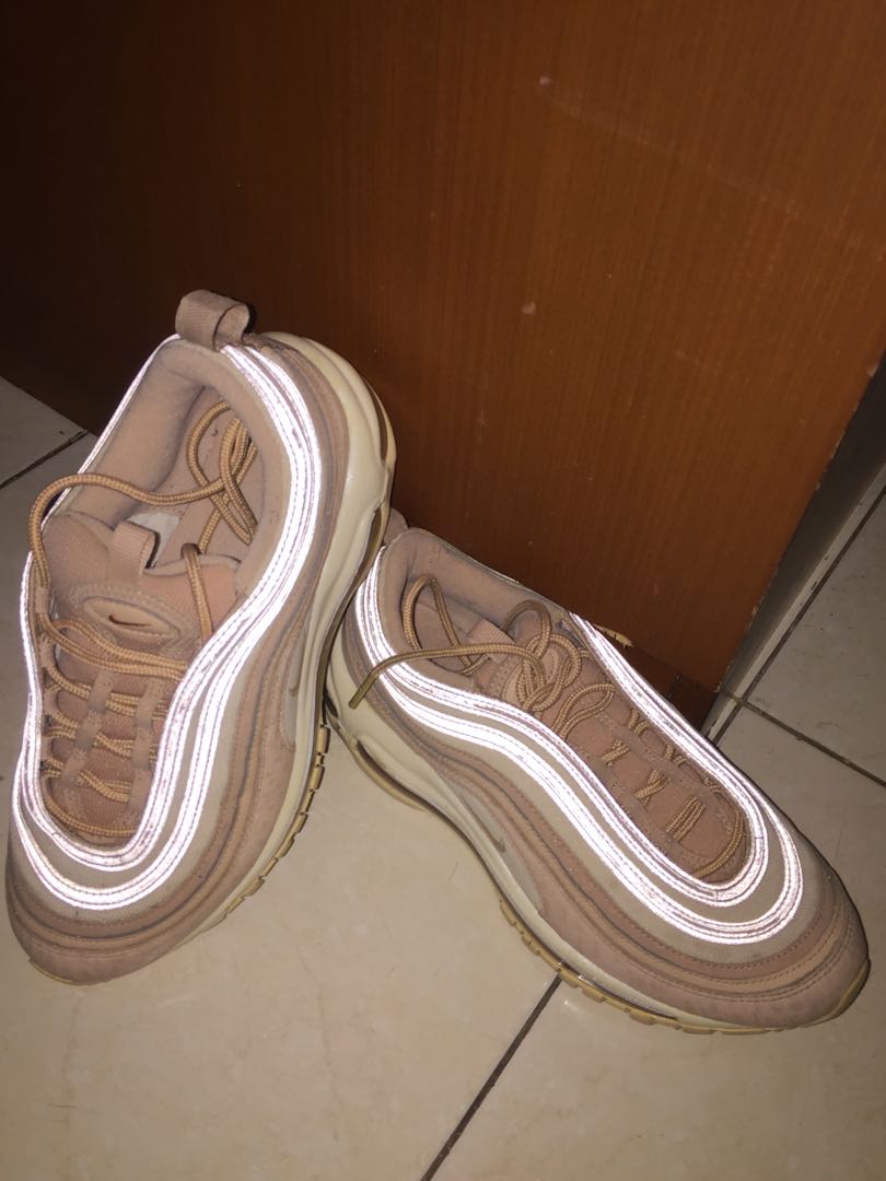 beige air max 97