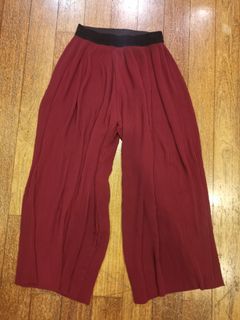(Category: ) located in . Submitted by myrazwardrobe (Listing ID 1071869392, Image 1). Description: .