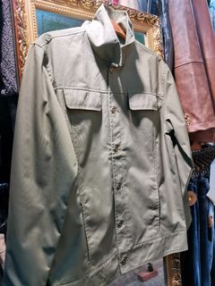 （分類：）位於 。 由 chow1568 提交（商品編號 1072016568，圖片 1）。簡介： 。