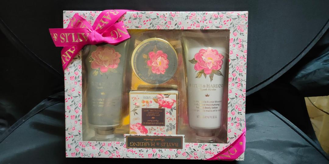 Baylis Harding Royale Garden Pink Magnolia And Pear Blossom Set Beauty Personal Care Bath Body Bath On Carousell