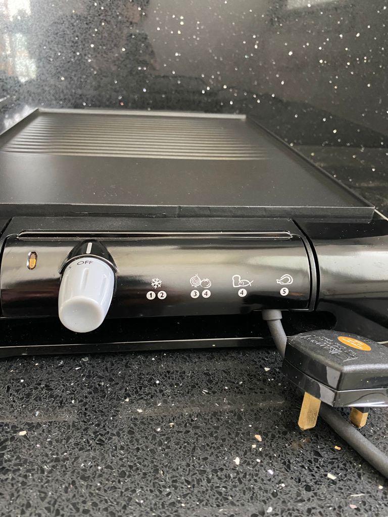 BBQ Grill Table, Philips HD4419/20, TV & Home Appliances, Kitchen