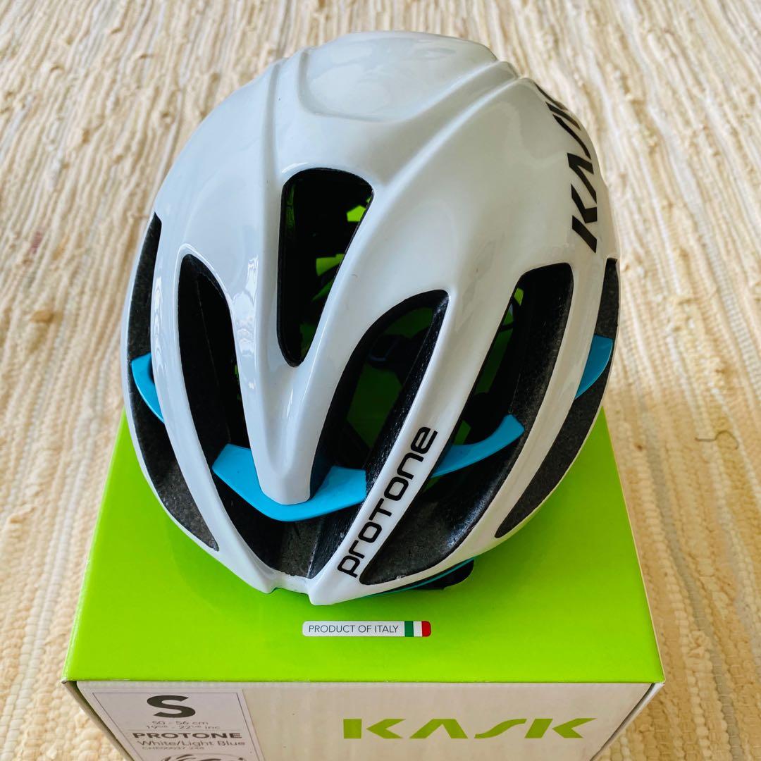 Kask protone shop white blue