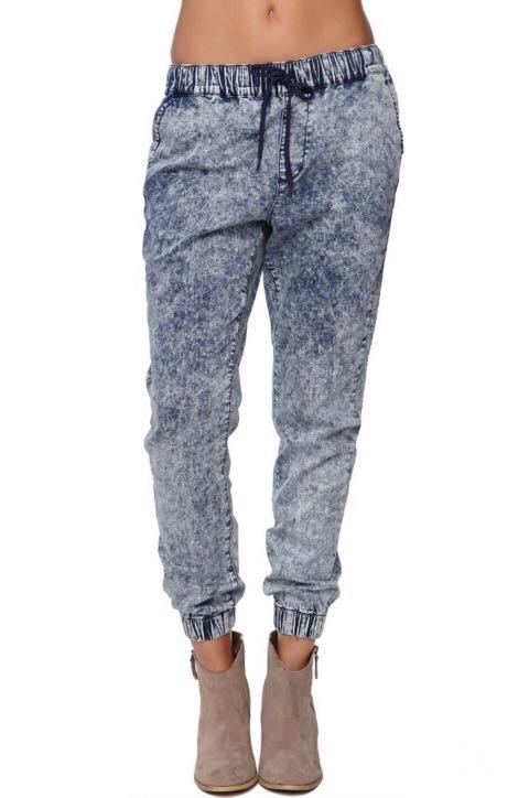 Bullhead Acid Wash Jogger Pants Women s Fashion Bottoms Other Bottoms on Carousell