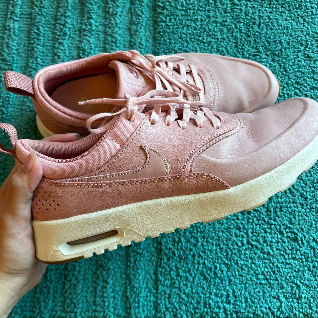 cinta embotellamiento bolso CLEARING!] Nike Air Max Thea Pink Glaze Shoes, Women's Fashion, Footwear,  Sneakers on Carousell
