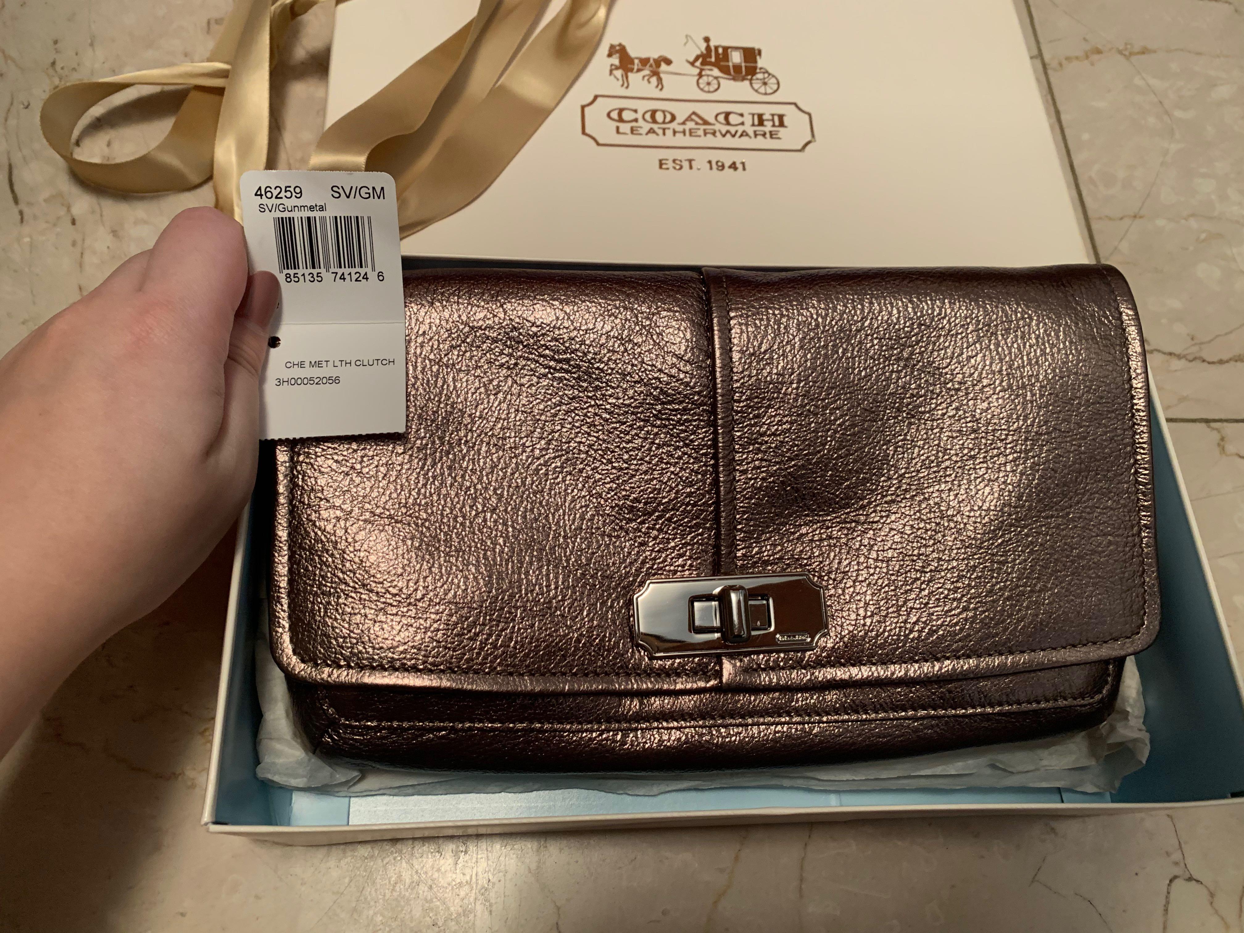 Coach metallic clutch store