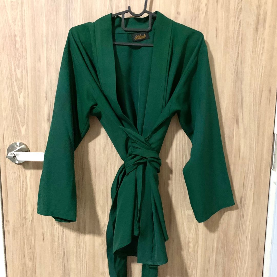 Rust green Wrap top