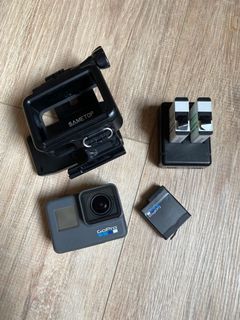 由 randomitemshop (刊登 ID 1071968342，圖片 1) 提交，位於 的 (類別：)，說明：。