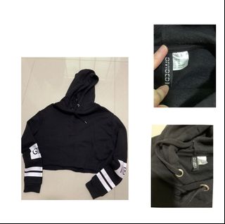 (Category: ) located in . Submitted by closetfinds_a (Listing ID 1071951972, Image 1). Description: .
