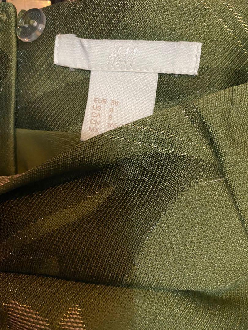 H&M jacquard skirt (Category: Skirts) located in Quezon City. Submitted by cam000 (Listing ID 1072032617, Image 2). Description: .