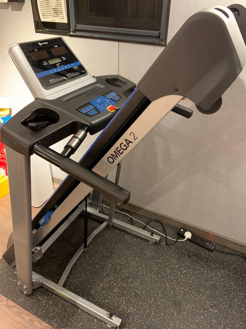 Omega 2 sales treadmill