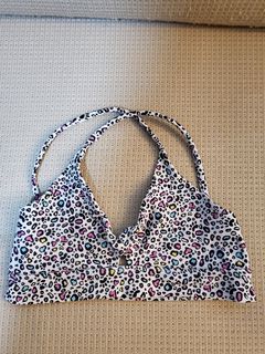 (Category: ) located in . Submitted by roxy.kg (Listing ID 1072107395, Image 1). Description: .