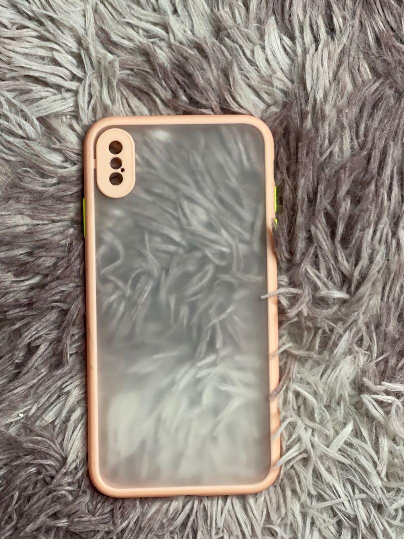 Iphone XS Max (Category: Cases & Sleeves) located in Manila. Submitted by declutteringish (Listing ID 1072062289, Image 3). Description: Brand new 200php each phone case 500php for all three cases .