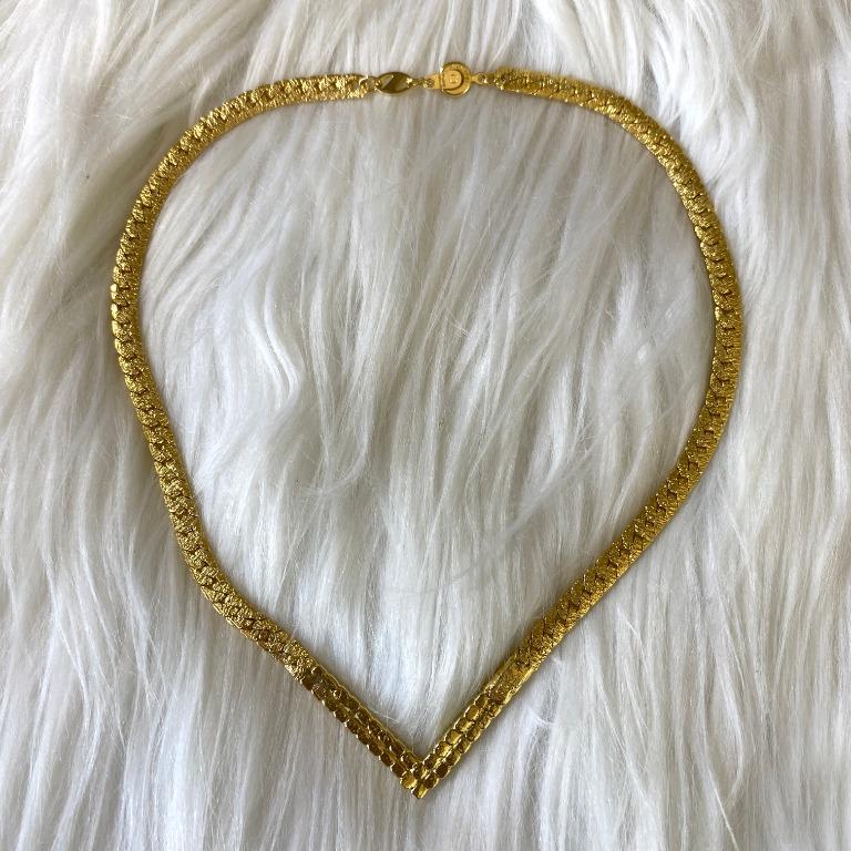 Japan Vintage 18KGF Gold V Pendant Necklace Women s Fashion