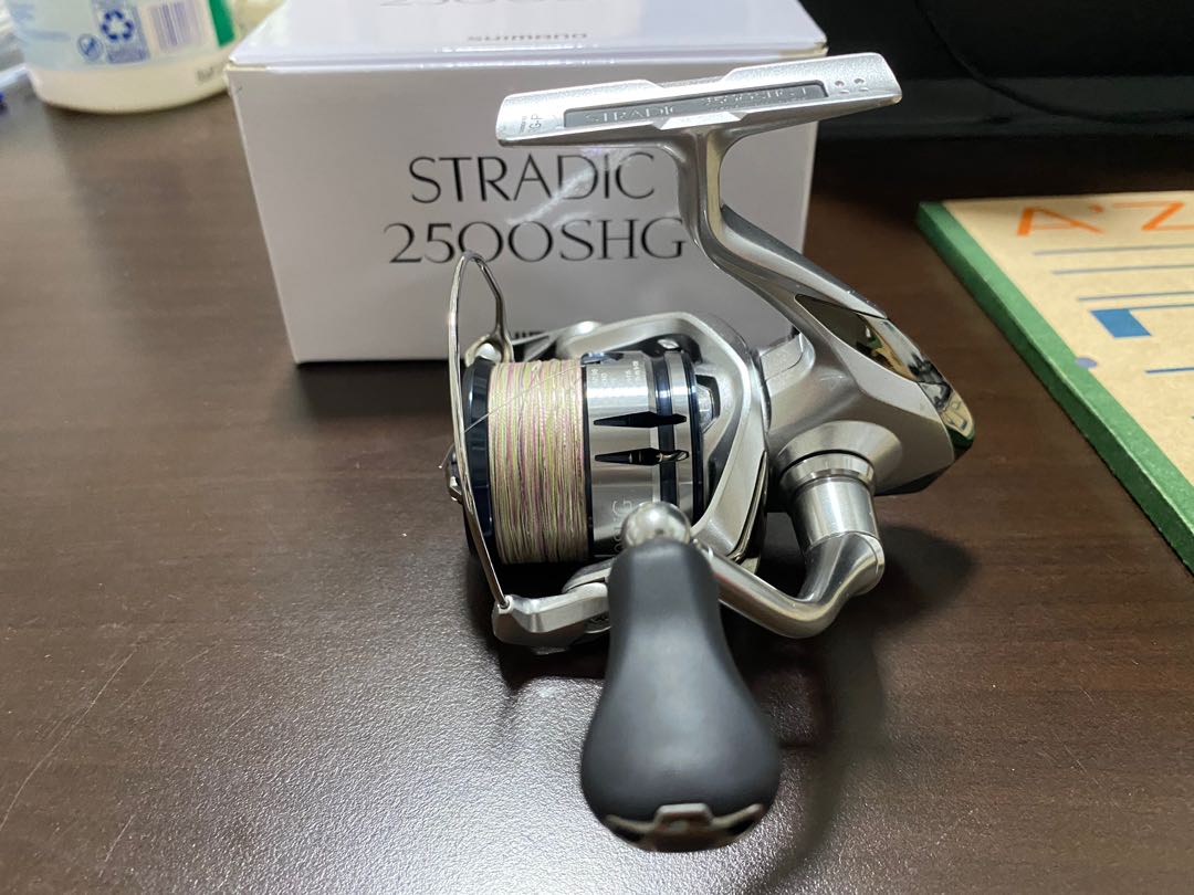 Stradic 2500 SHG J , Sports Equipment, Fishing on Carousell