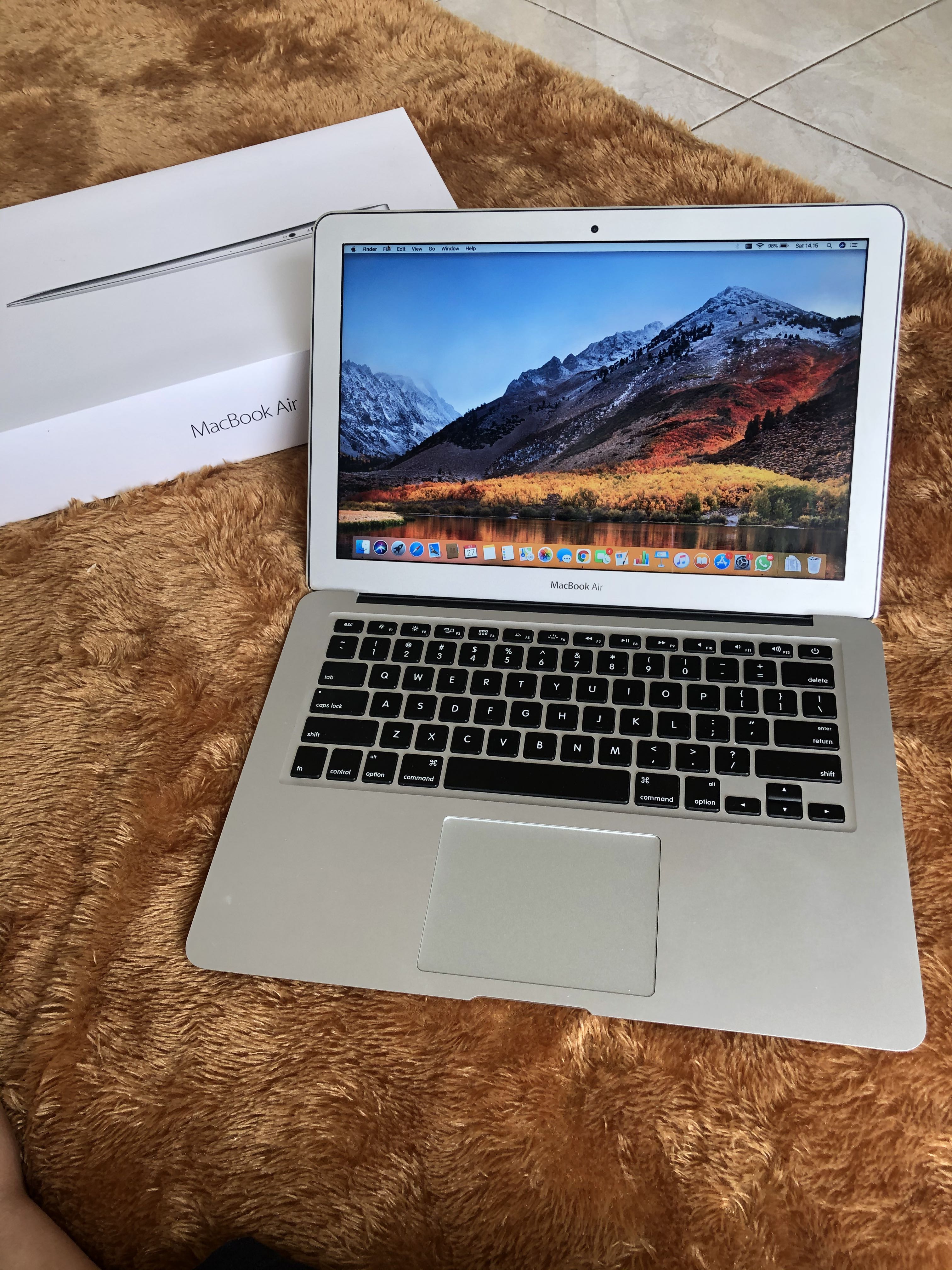 MacBook Air 2017 13inch (Core i7) - www.sorbillomenu.com