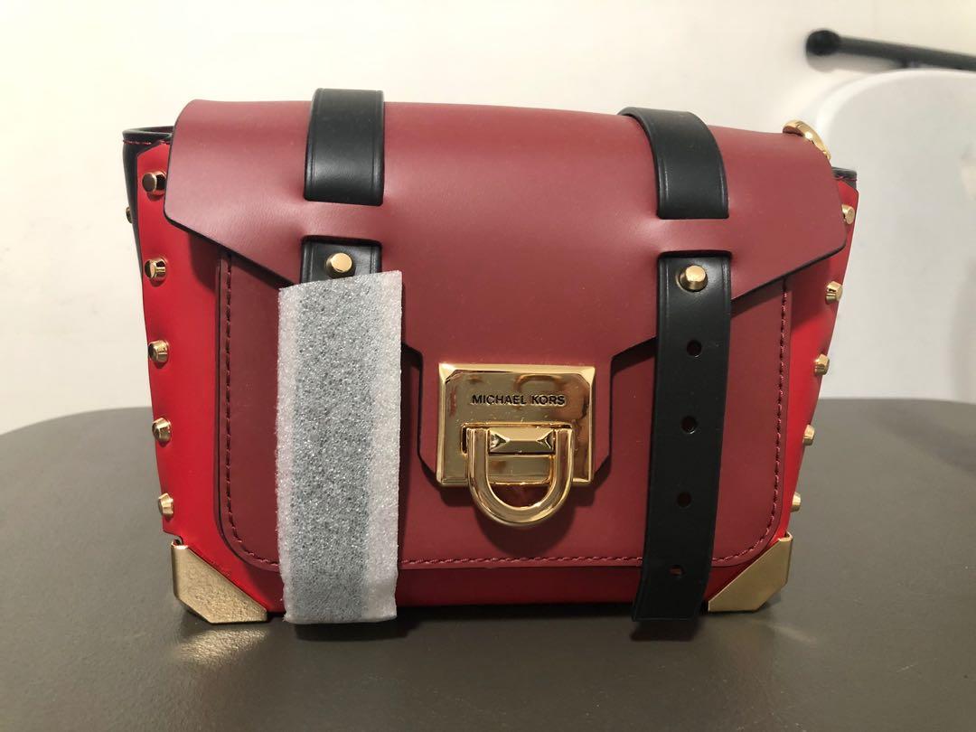 Manhattan leather deals crossbody