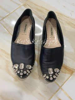Available Authentic Branded Shoes Collection item 2