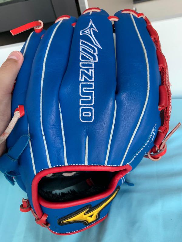 Mizuno Baseball Softball Glove, Sports Equipment, Sports & Games, Golf