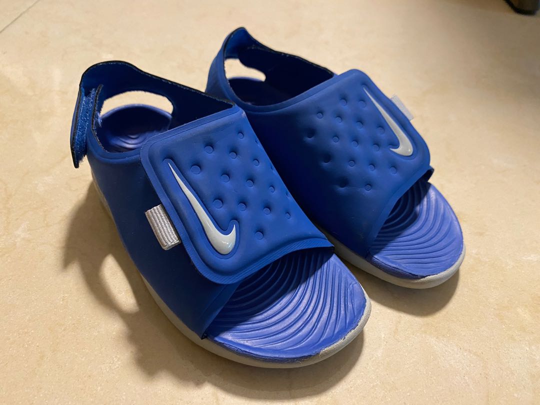 baby blue nike sandals