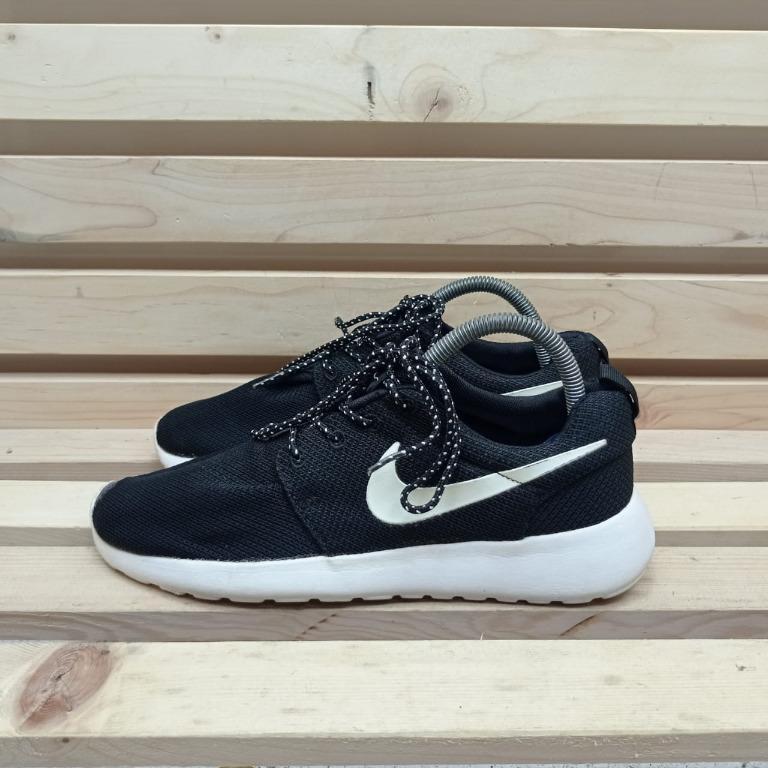 Sepatu nike roshe run sneakers online
