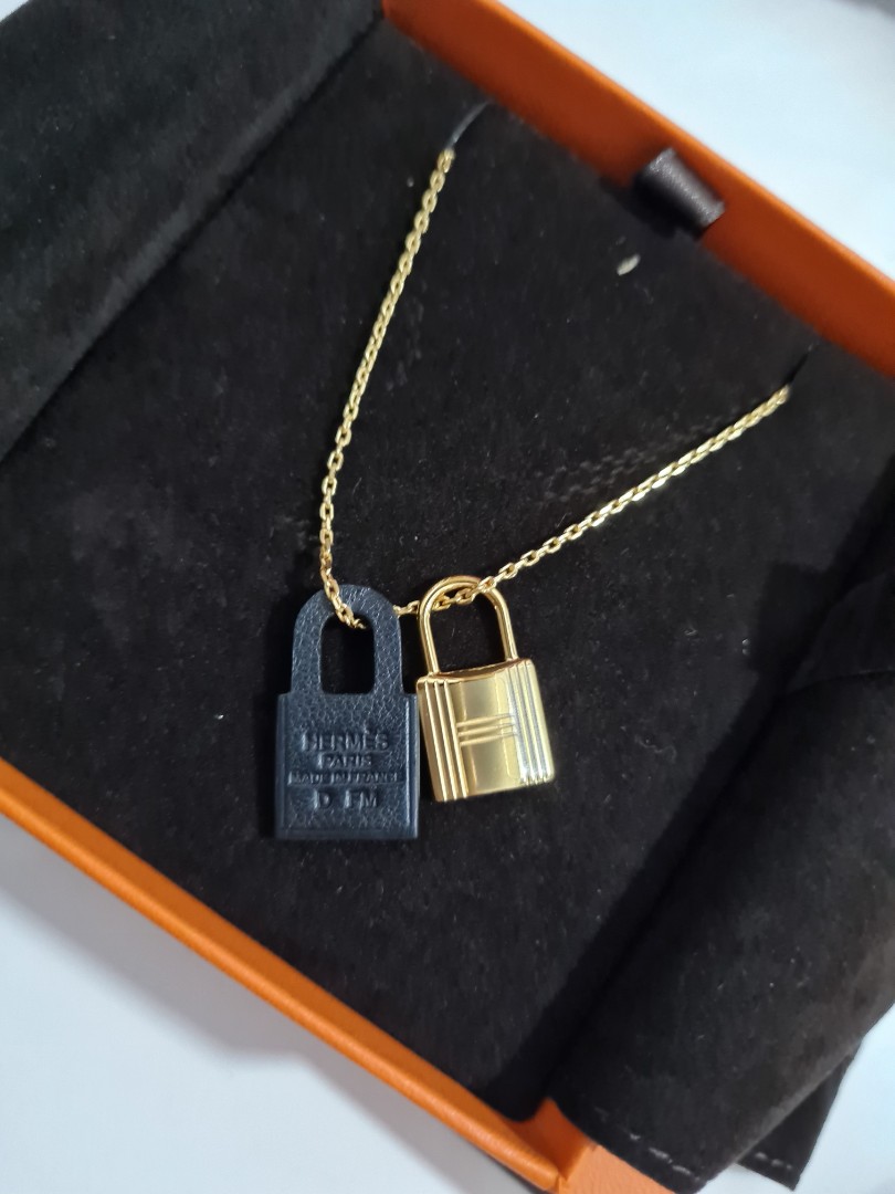 Hermes lock online necklace price