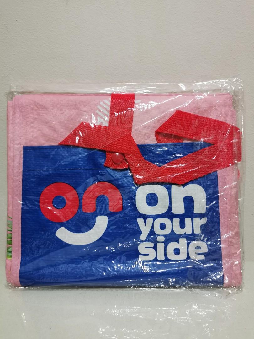 Picnic Mat Fairprice Ntuc, Everything Else on Carousell