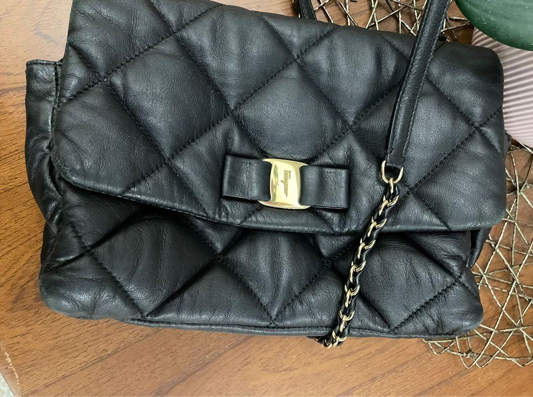 ferragamo quilted bolsa