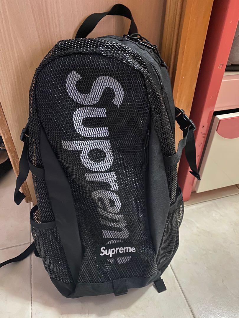 Supreme ss20 Backpack Black, 男裝, 袋, 腰袋、手提袋、小袋- Carousell